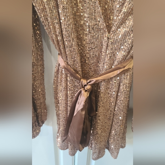 Sequin Shiny Sparkling Champaign Wrap Dress From THE POST, Size M - Picture 6 of 6